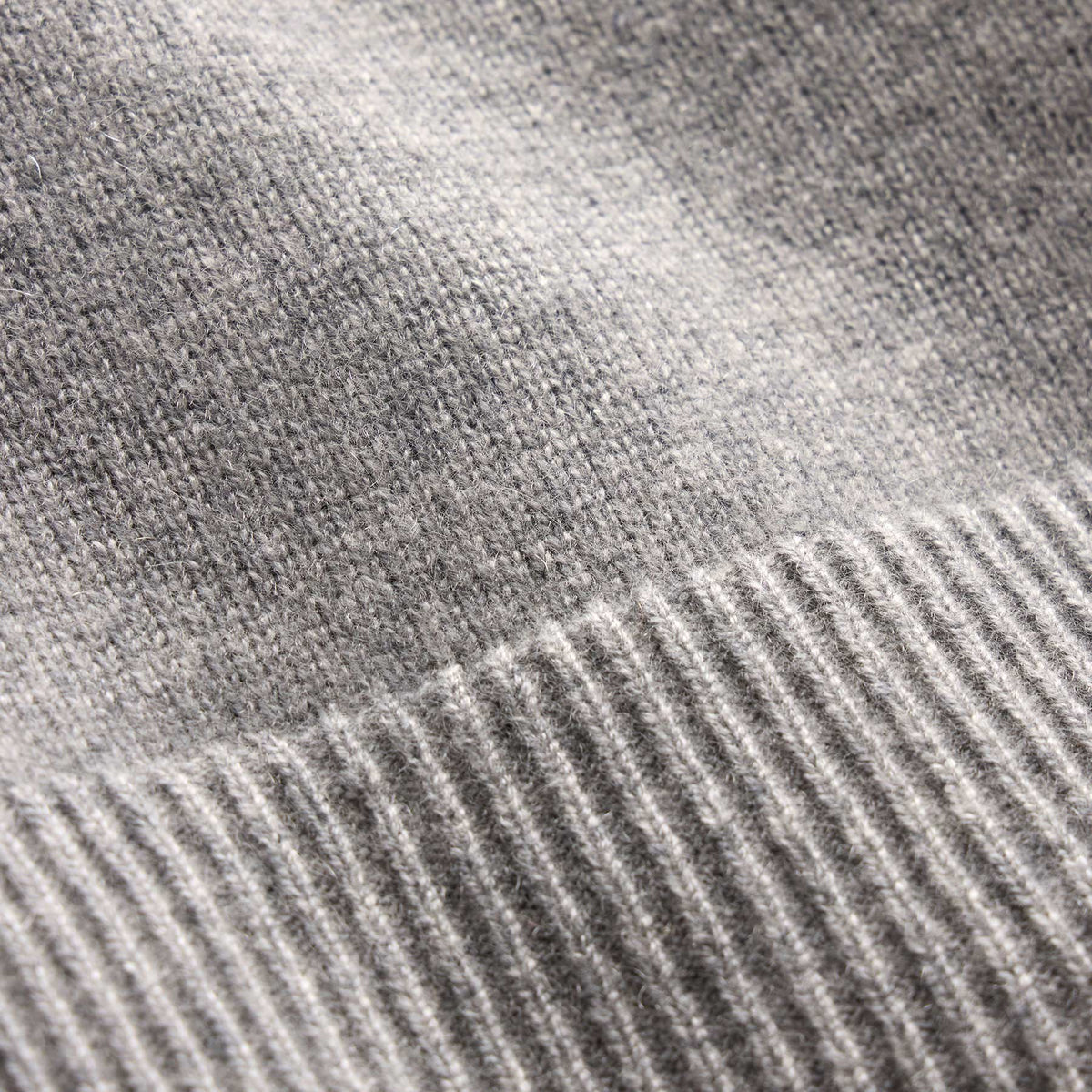 Cashmere Crew Neck Sweater - Heather Grey | James Perse Los Angeles