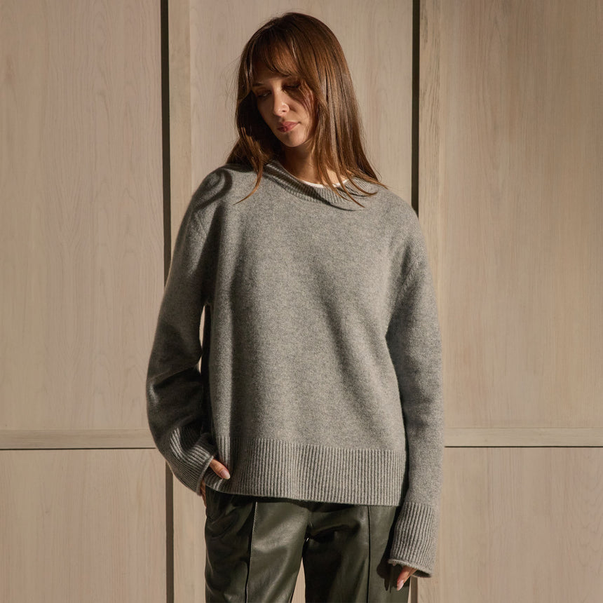 Cashmere Crew Neck Sweater - Heather Grey | James Perse Los Angeles