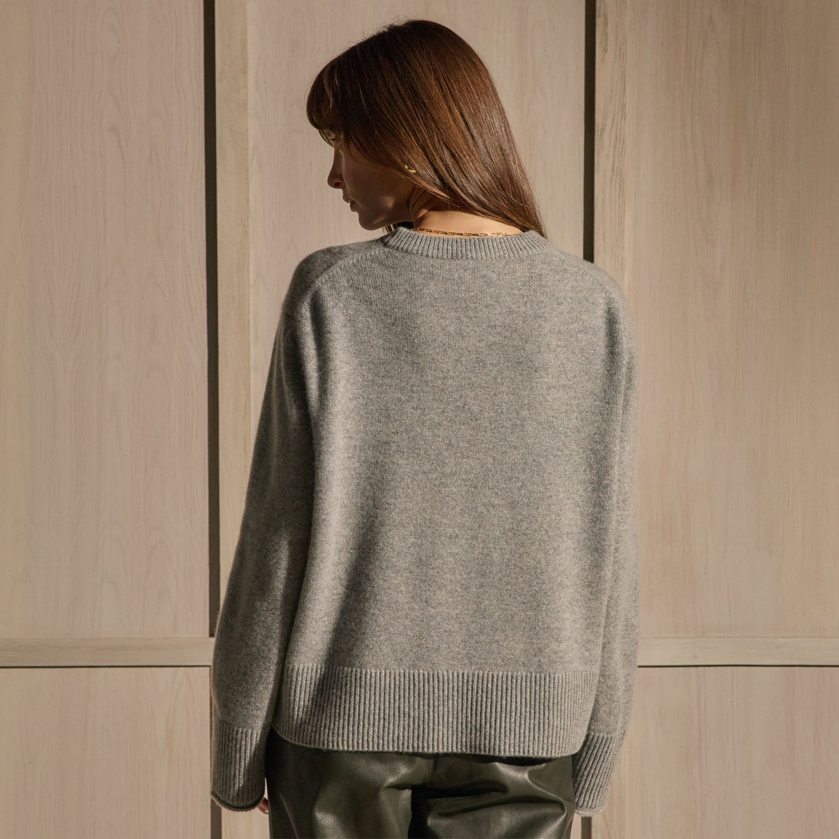 Cashmere Crew Neck Sweater - Heather Grey | James Perse Los Angeles