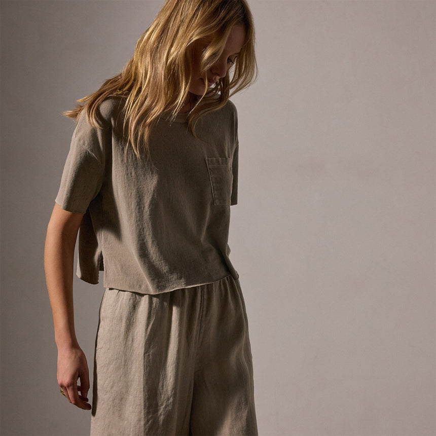 Brushed Jersey Pocket Tee in Overcast Pigment | James Perse Los Angeles