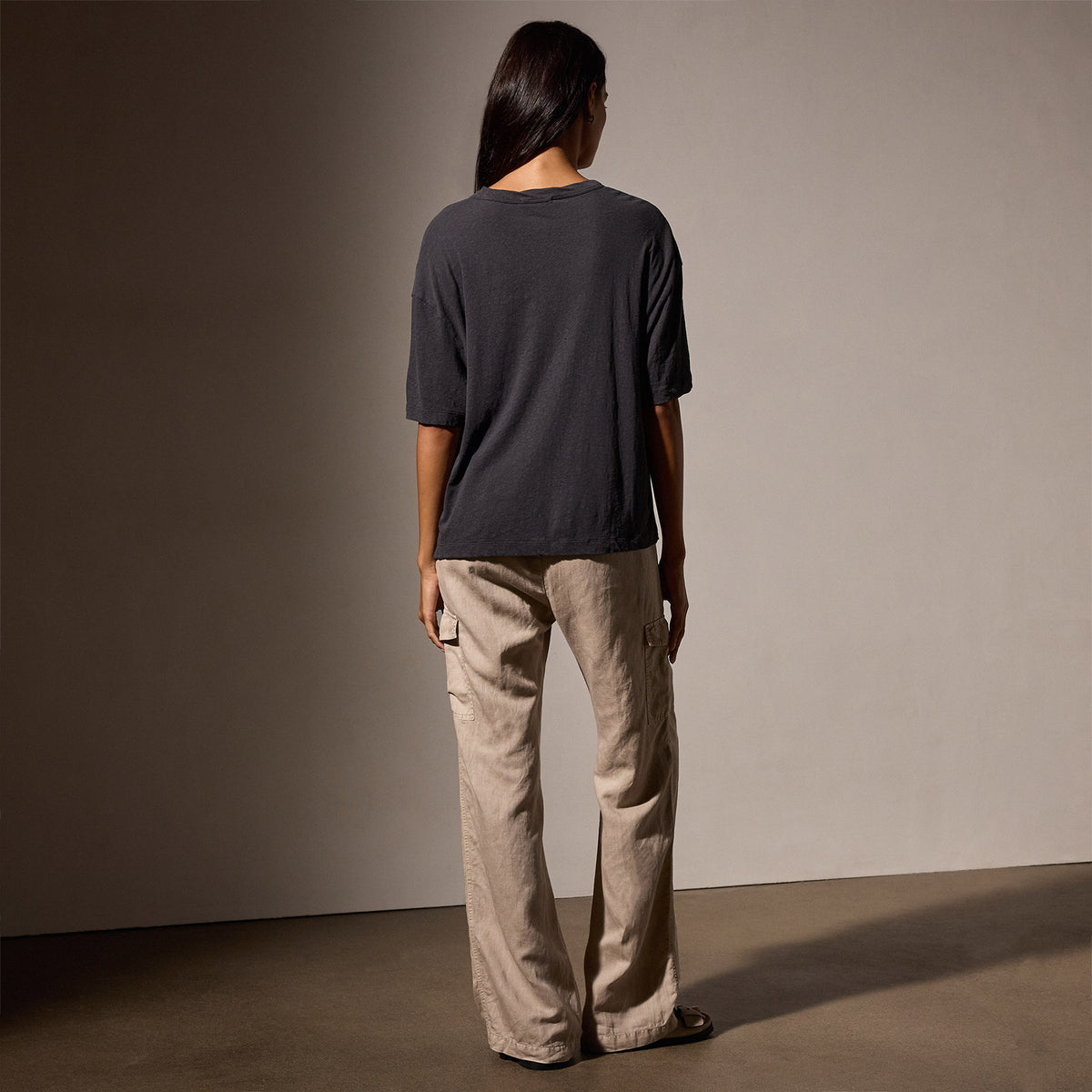 Recycled Cotton Jersey Crew in Magma | James Perse Los Angeles