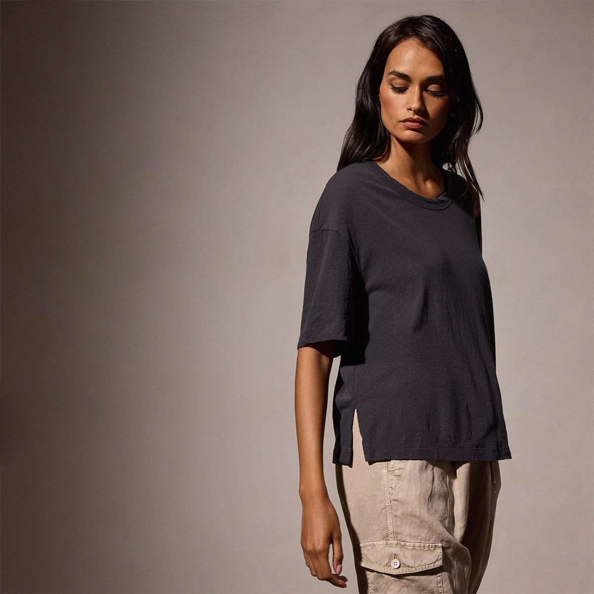 Recycled Cotton Jersey Crew in Magma | James Perse Los Angeles