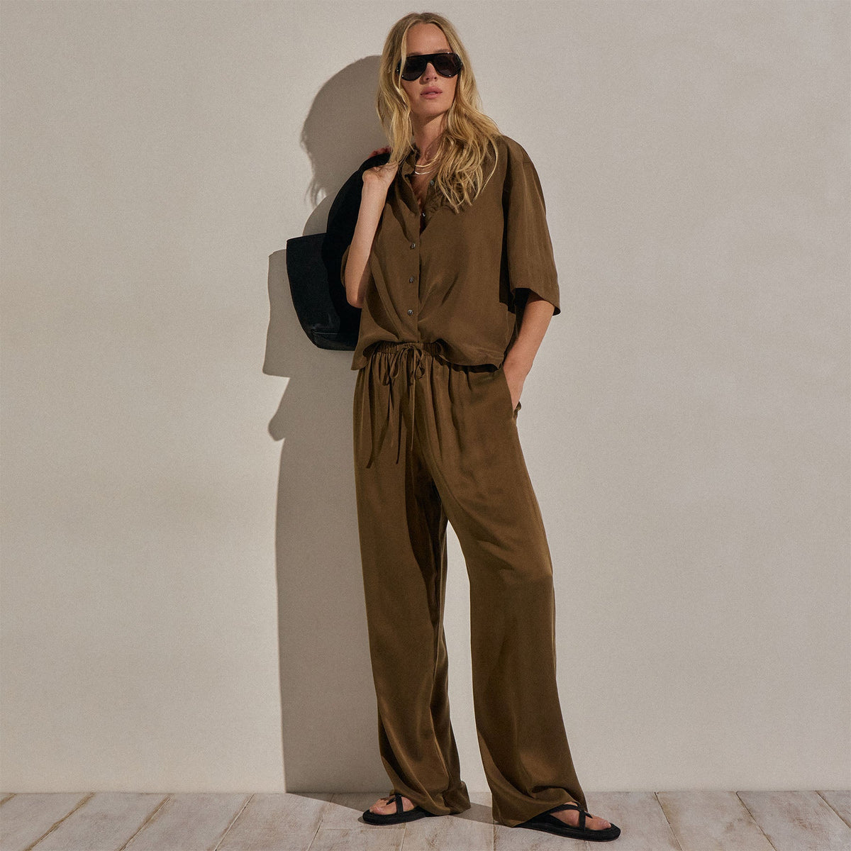 Silk Charmeuse Drawstring Pant in Cocoa | James Perse Los Angeles