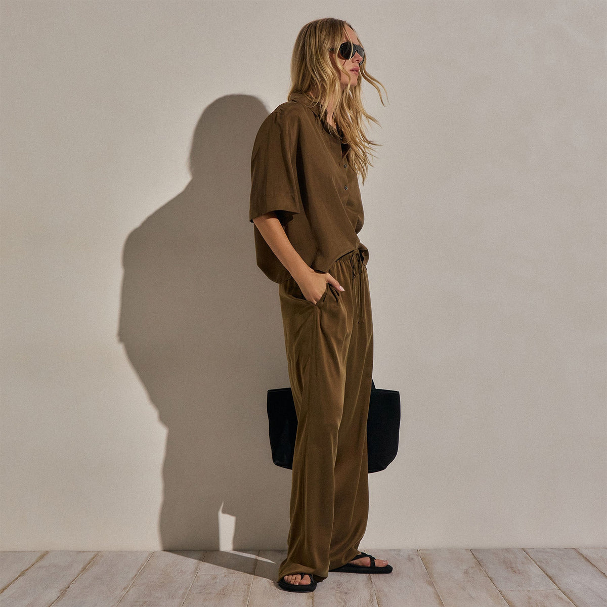 Silk Charmeuse Drawstring Pant in Cocoa | James Perse Los Angeles
