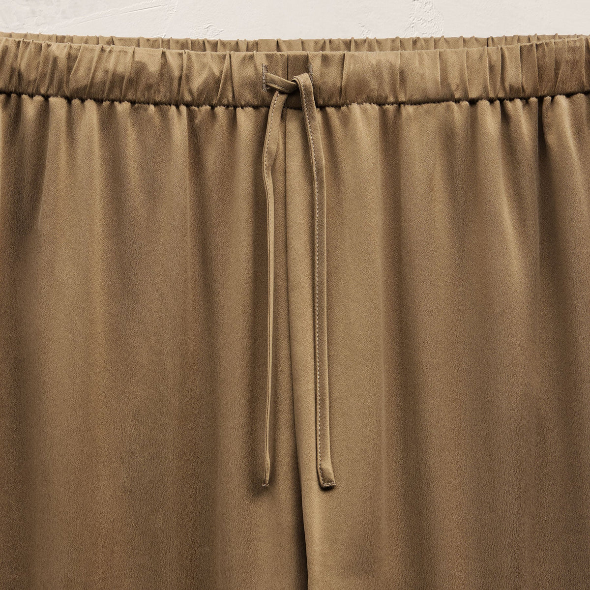 Silk Charmeuse Drawstring Pant in Honey | James Perse Los Angeles