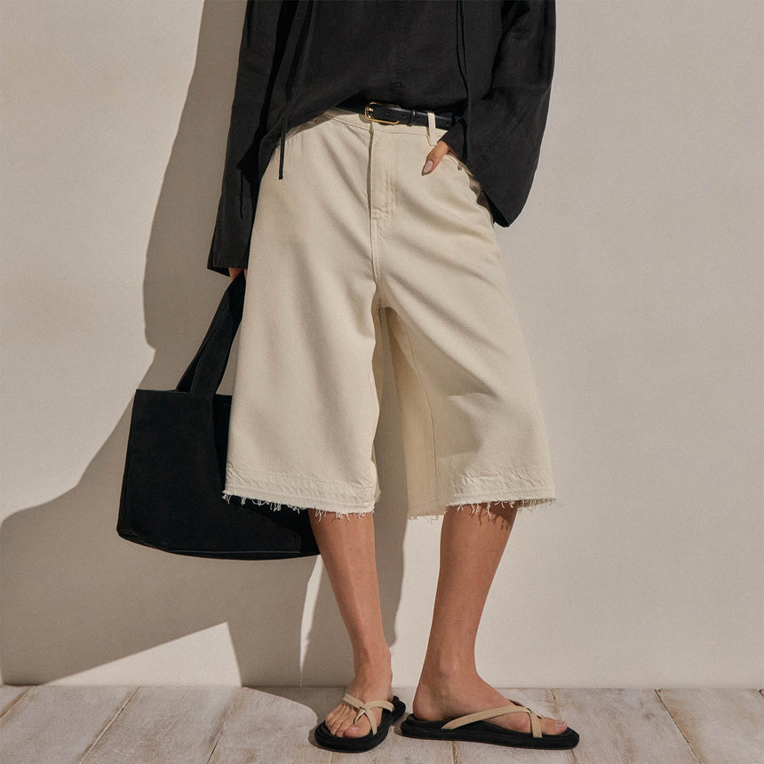 Denim Wide Leg Bermuda Short in Ecru | James Perse Los Angeles