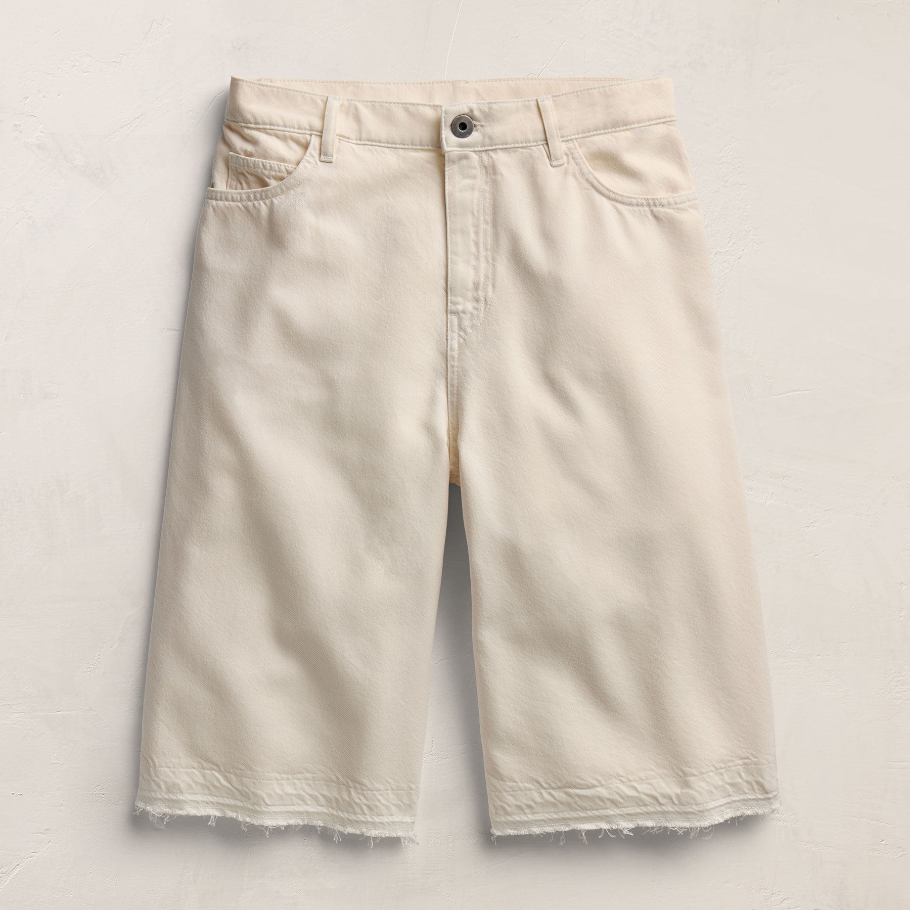 Denim Wide Leg Bermuda Short in Ecru | James Perse Los Angeles