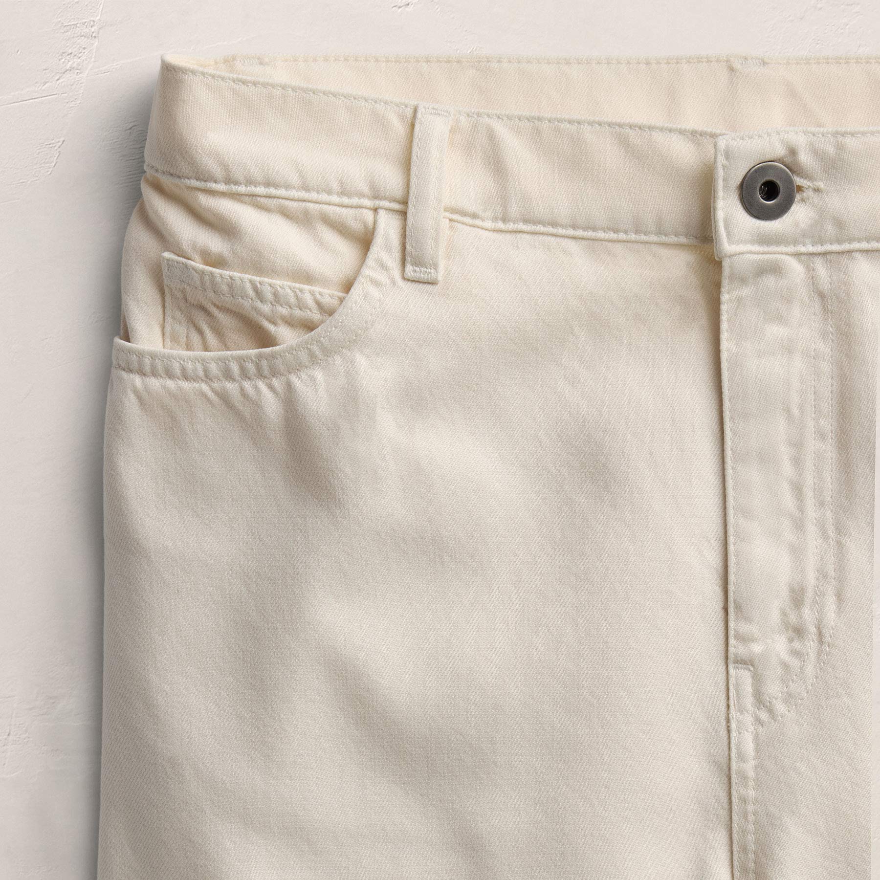 Denim Wide Leg Bermuda Short in Ecru | James Perse Los Angeles