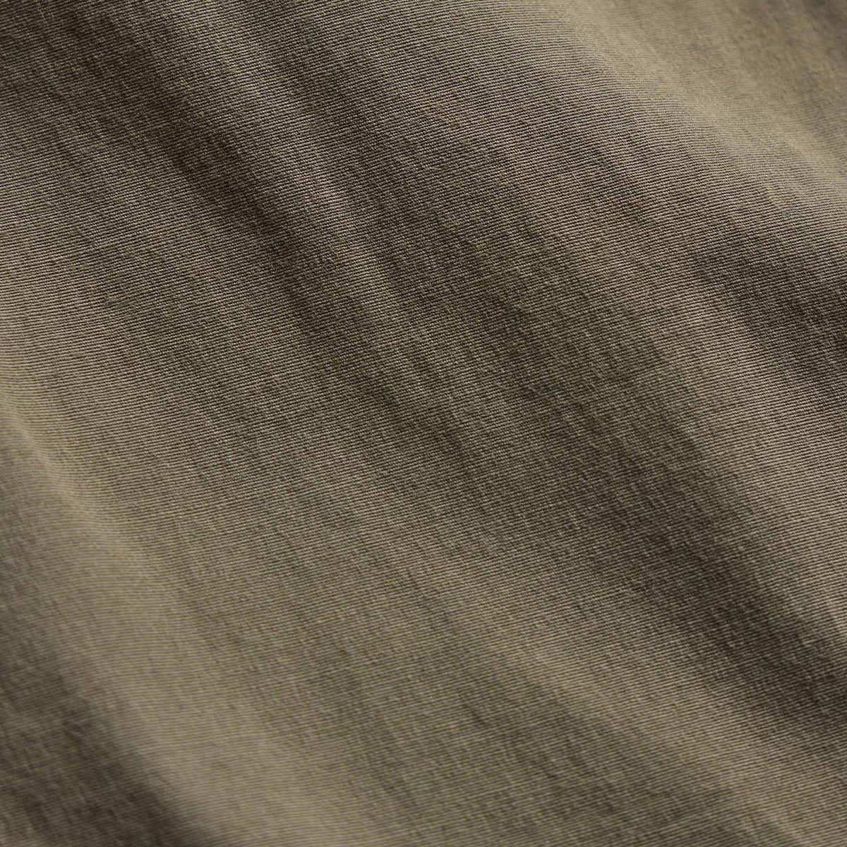 Stretch Poplin Surplus Short in Light Olive Pigment | James Perse Los Angeles