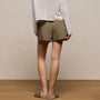Stretch Poplin Surplus Short in Light Olive | James Perse Los Angeles