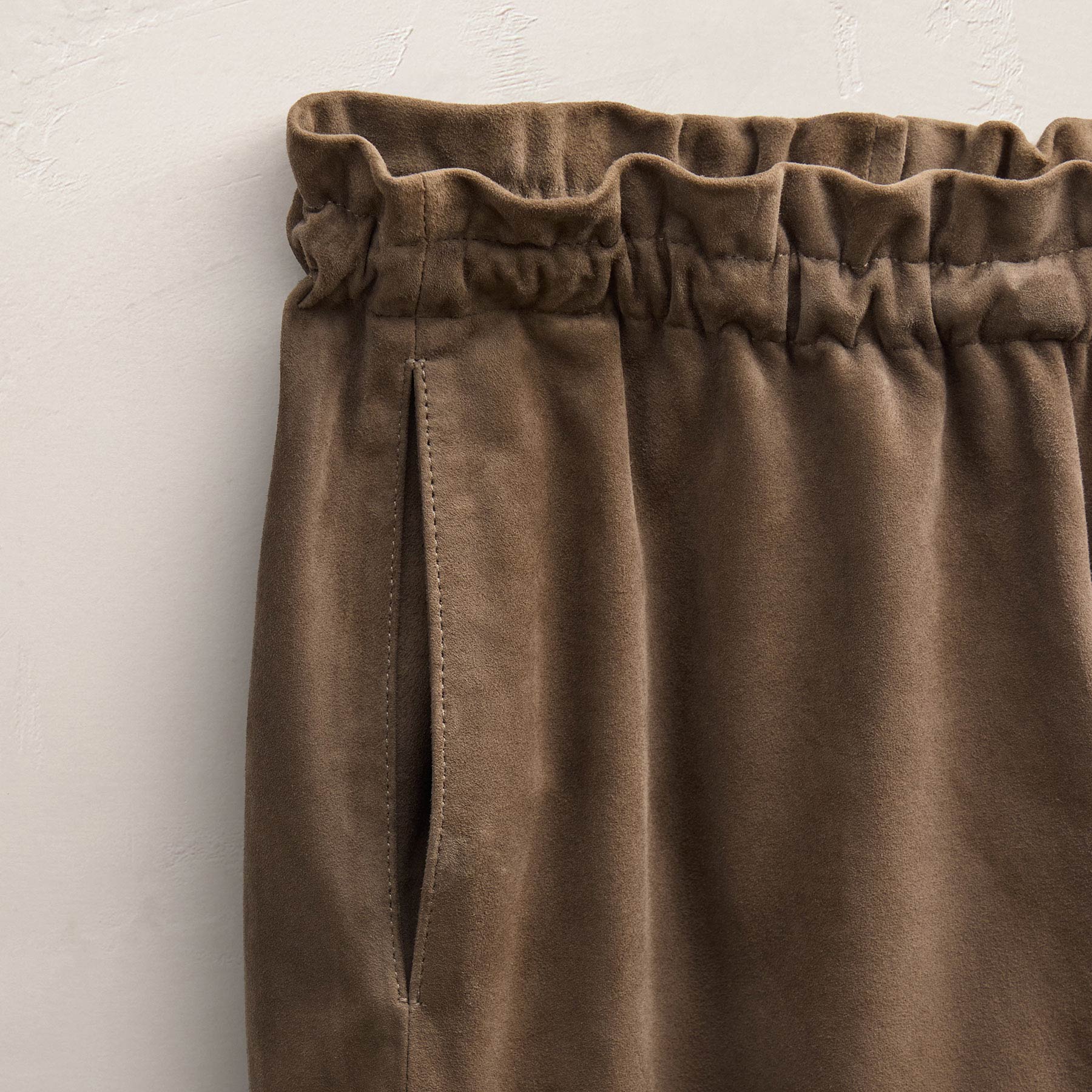 Suede Paperbag Pant - Caribou | James Perse Los Angeles