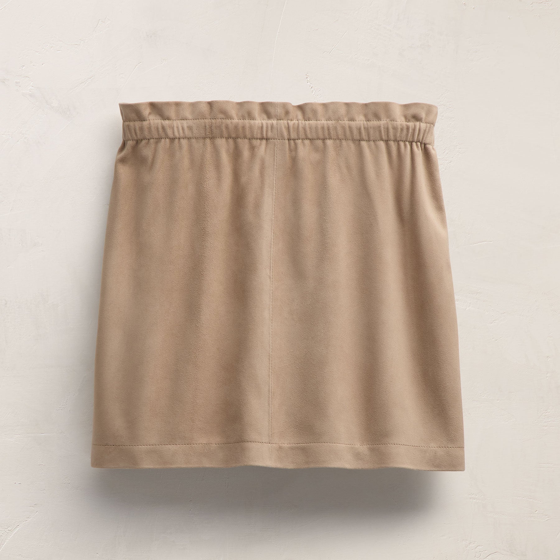 Suede Mini Skirt in Grout | James Perse Los Angeles FLAT