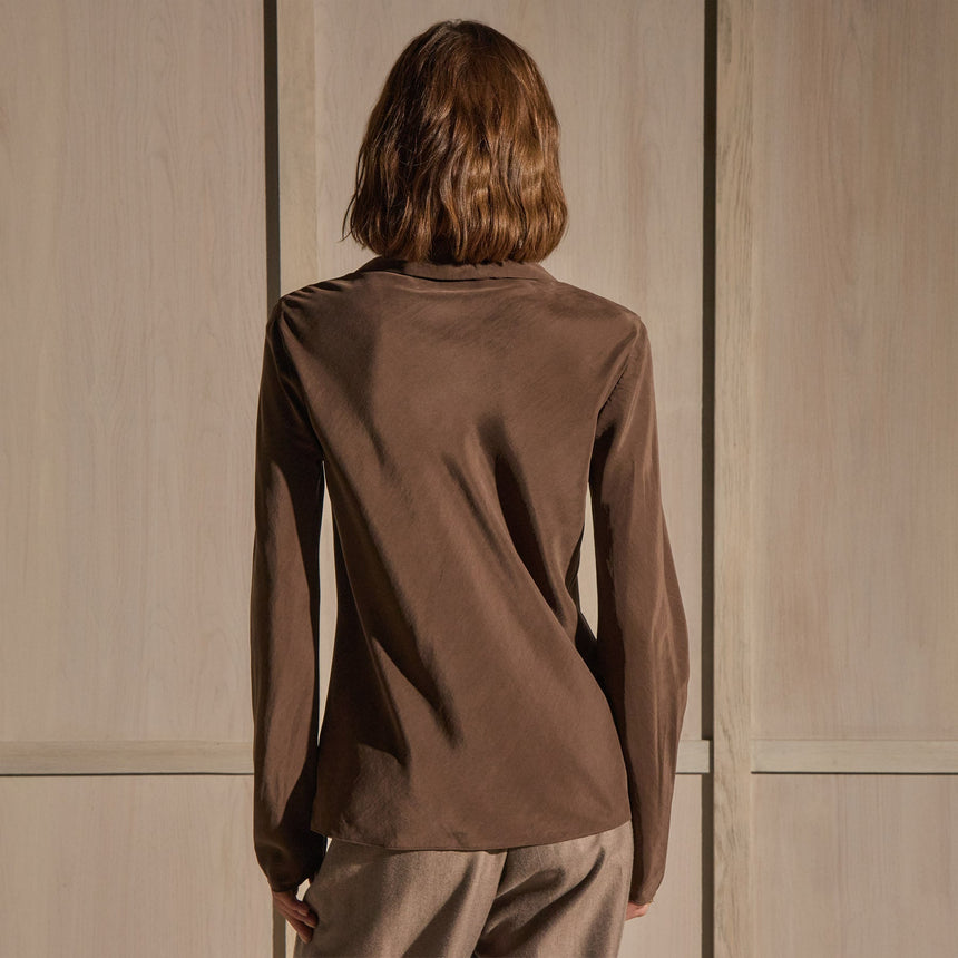 Washed Silk Slim Shirt in Washed Brown | James Perse Los Angeles