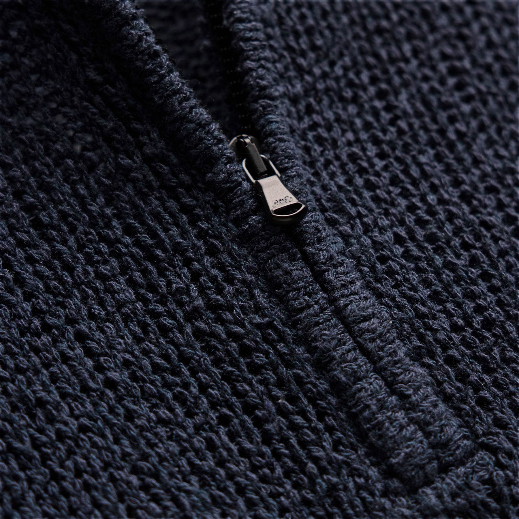 East Cape Silk Linen Quarter Zip in Navy | James Perse Los Angeles