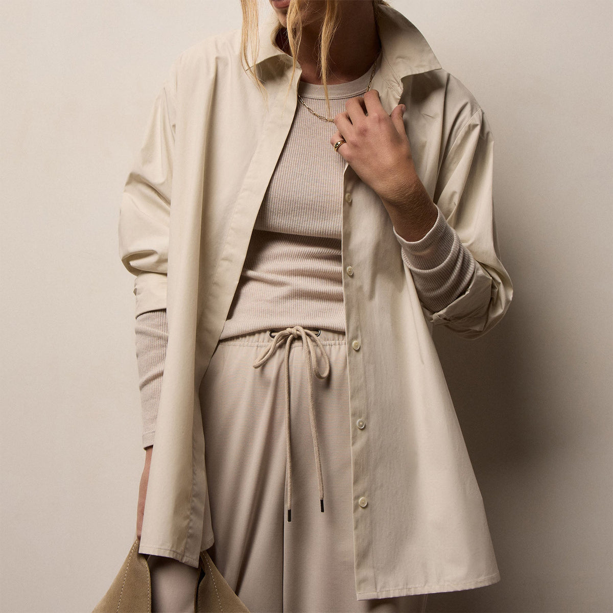 Supima Poplin Shirting in Light Beige | James Perse Los Angeles