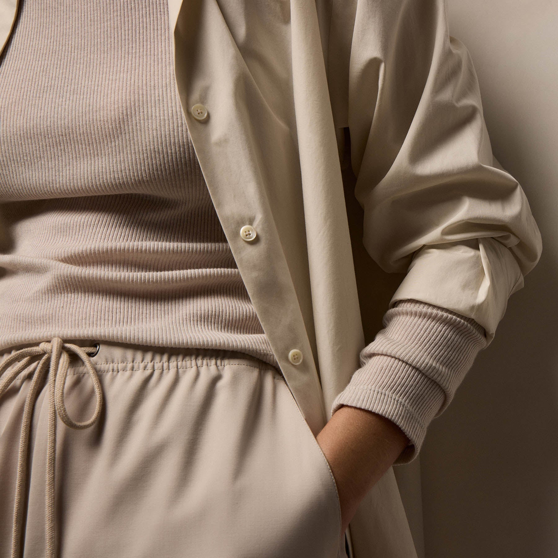 Supima Poplin Shirting in Light Beige | James Perse Los Angeles