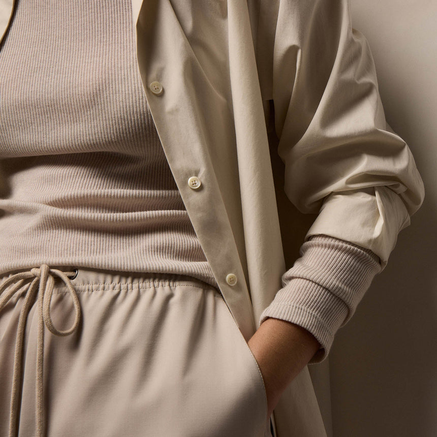Supima Poplin Shirting in Light Beige | James Perse Los Angeles