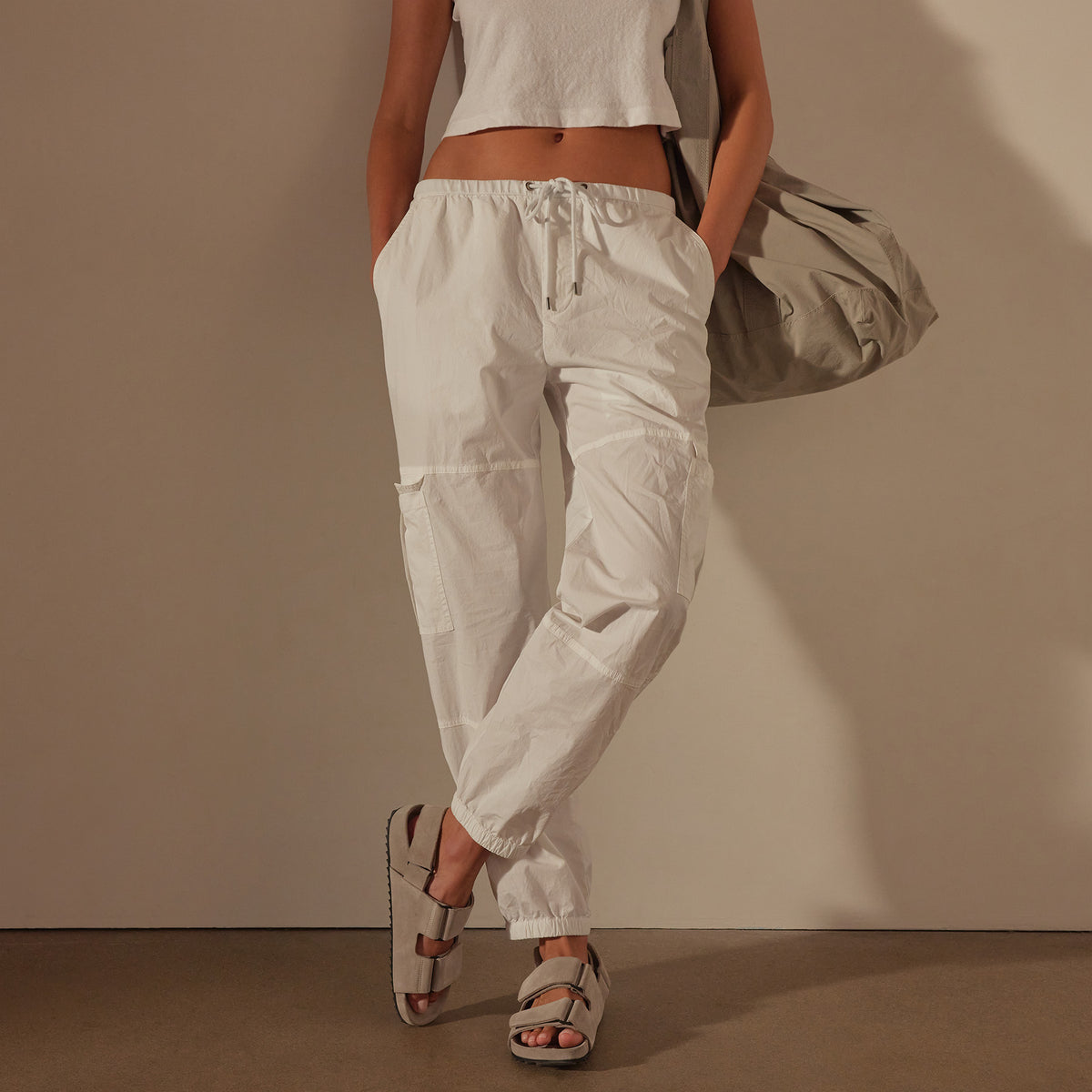 Stretch Poplin Cargo Pant in White | James Perse Los Angeles
