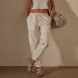 Stretch Poplin Cargo Pant in White | James Perse Los Angeles