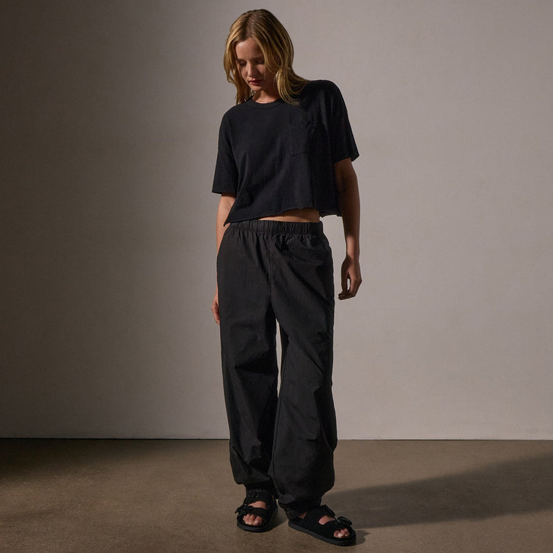 Stretch Poplin Parachute Pant in Black | James Perse Los Angeles