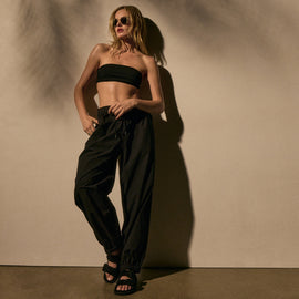 Stretch Poplin Parachute Pant in Black | James Perse Los Angeles