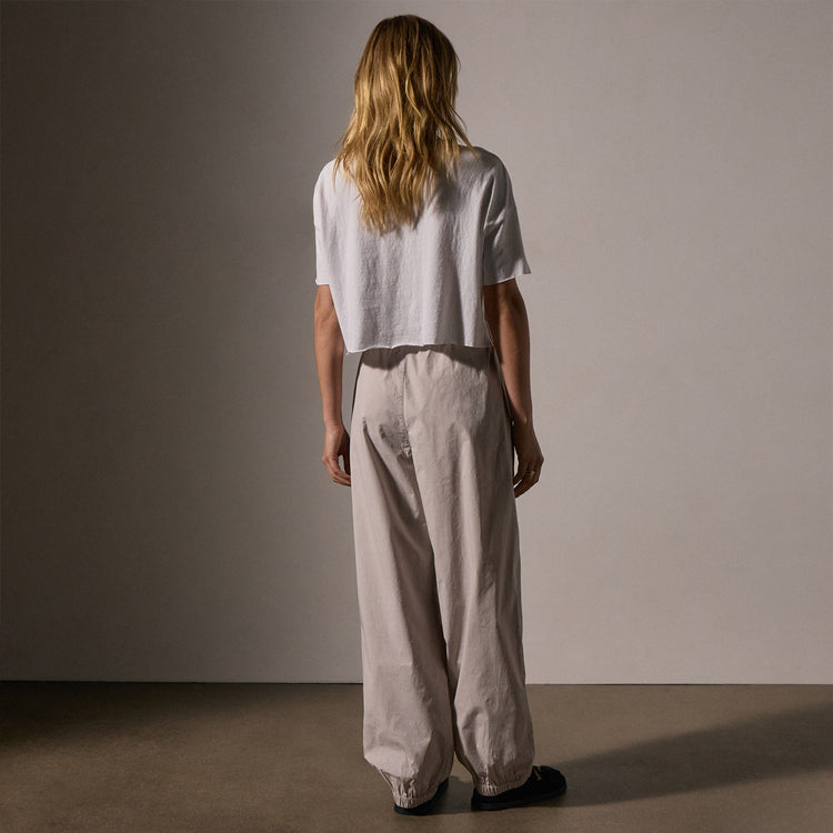 Stretch Poplin Parachute Pant in Salt Pigment | James Perse Los Angeles