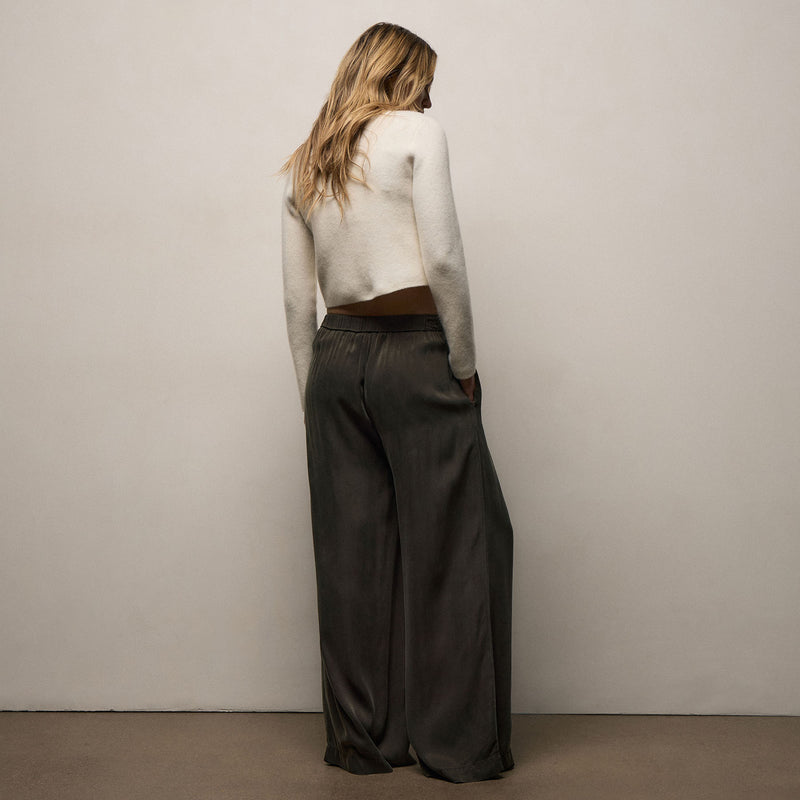 Satin Drawstring Wide Leg Pant in Hemlock Pigment | James Perse Los Angeles