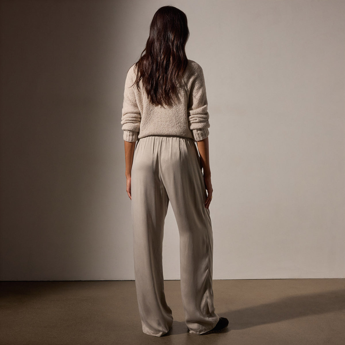 Lounge Pant in Putty Pigment | James Perse Los Angeles