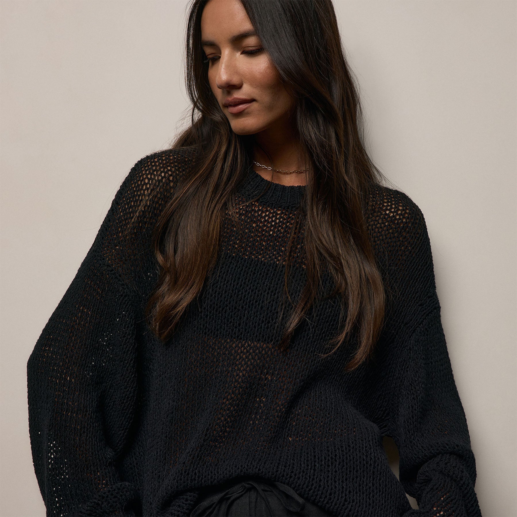 Oversized Cotton Linen Beach Sweater In Black | James Perse Los