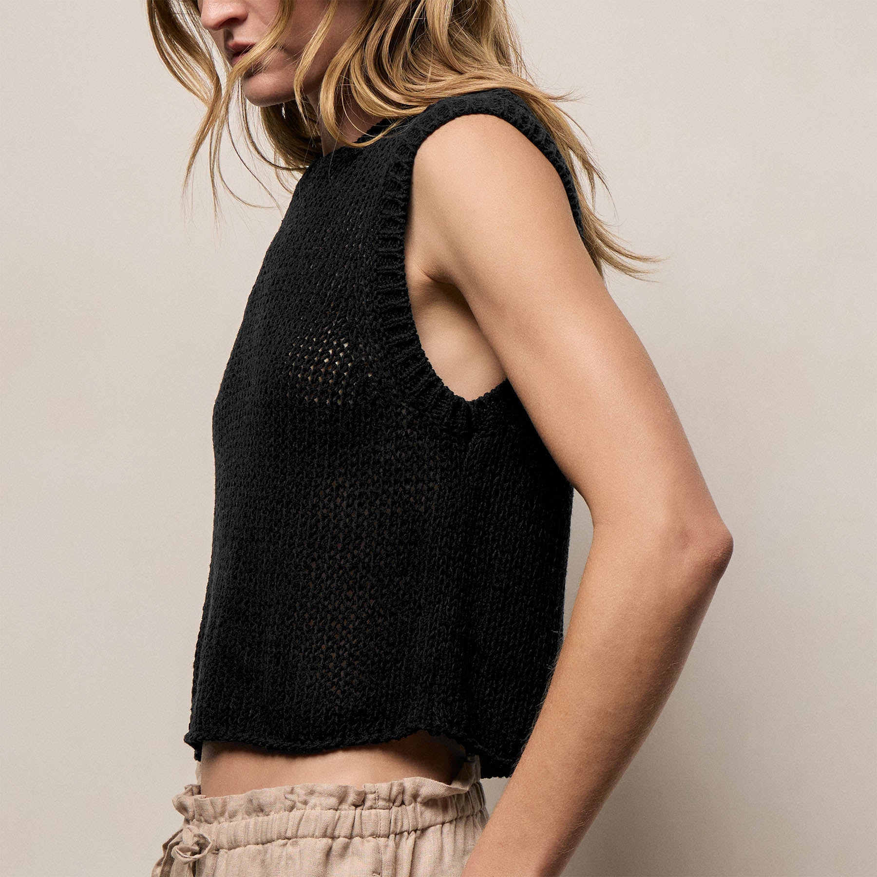 Cotton Linen Sweater Tank - Black