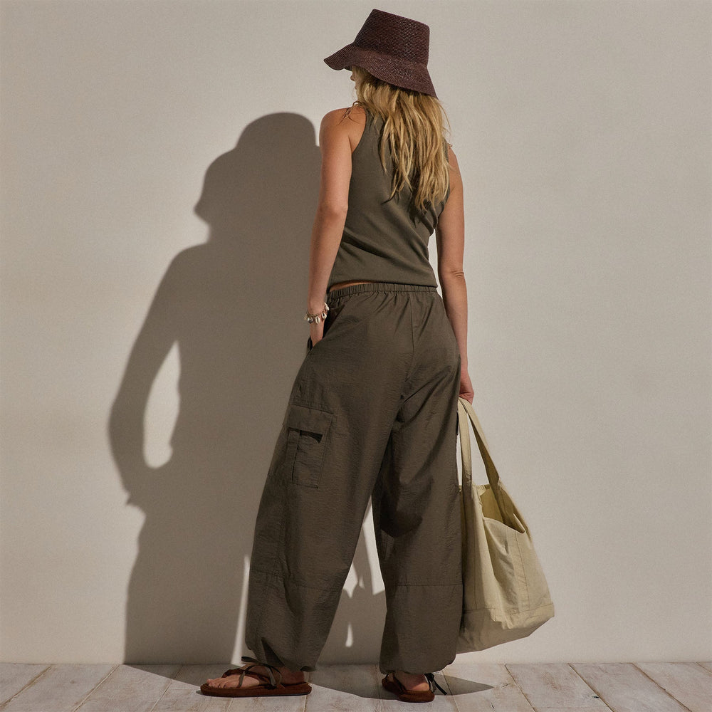 Parachute Cargo Pants in Army Green | James Perse Los Angeles