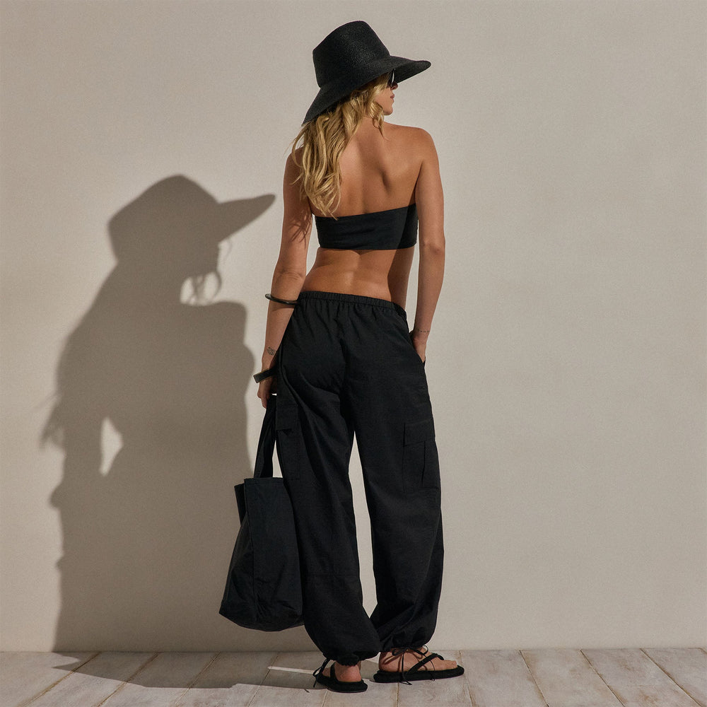 Parachute Cargo Pants in Black | James Perse Los Angeles
