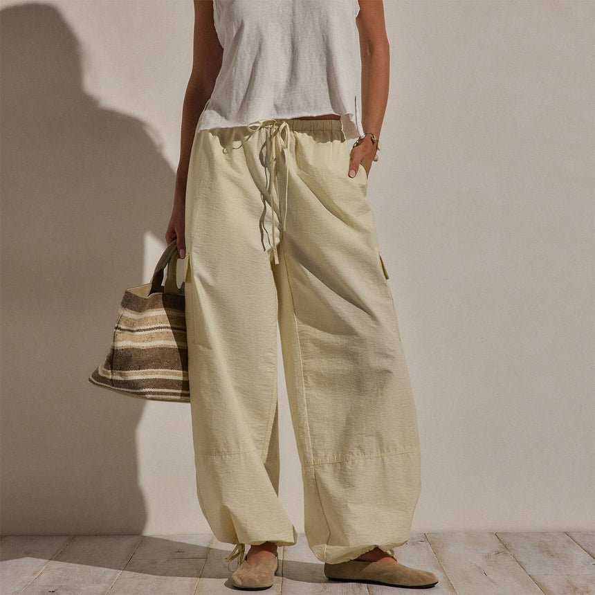 Parachute Cargo Pants in Ecru | James Perse Los Angeles