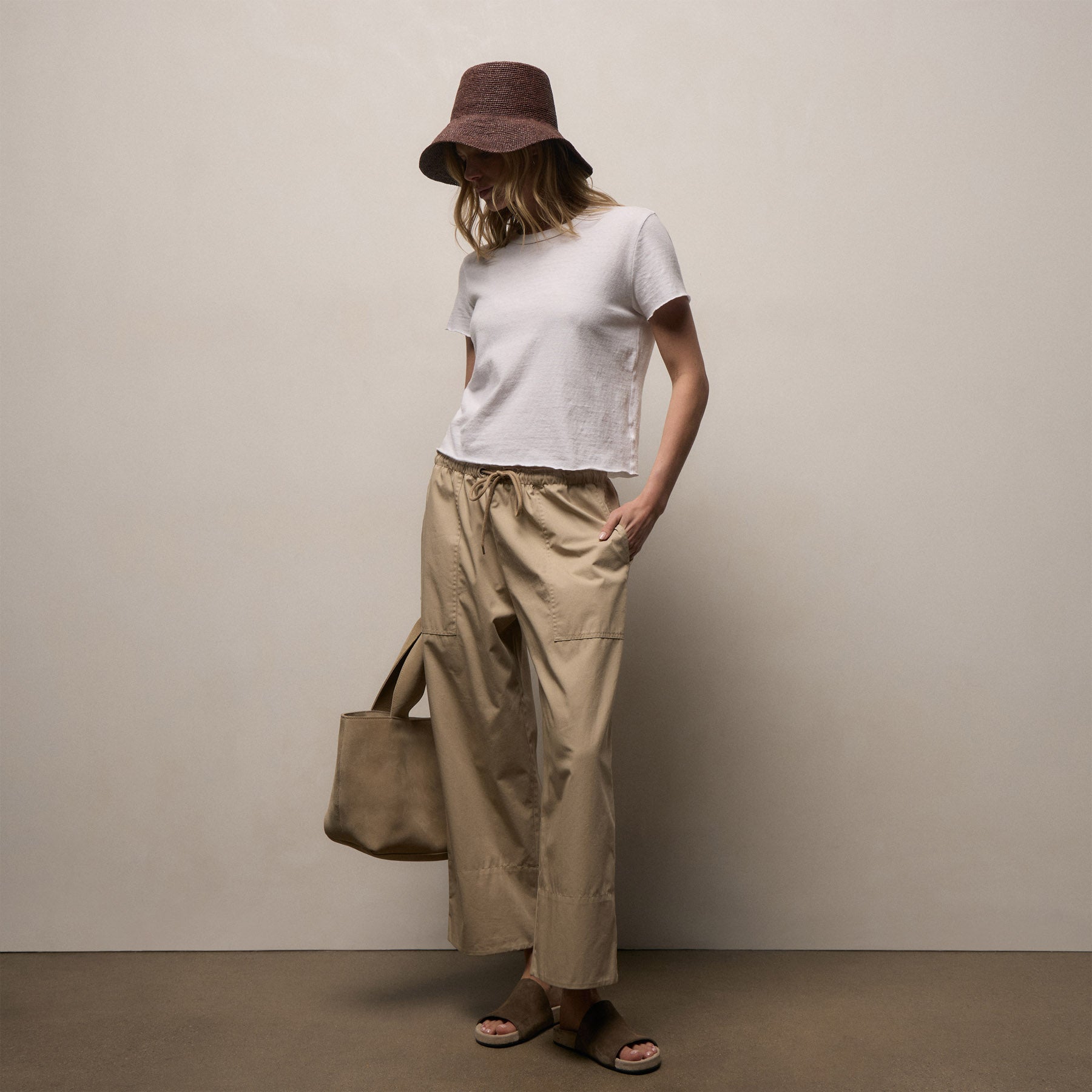 Fine Cotton Twill Crop Pant in Light Khaki | James Perse Los Angeles