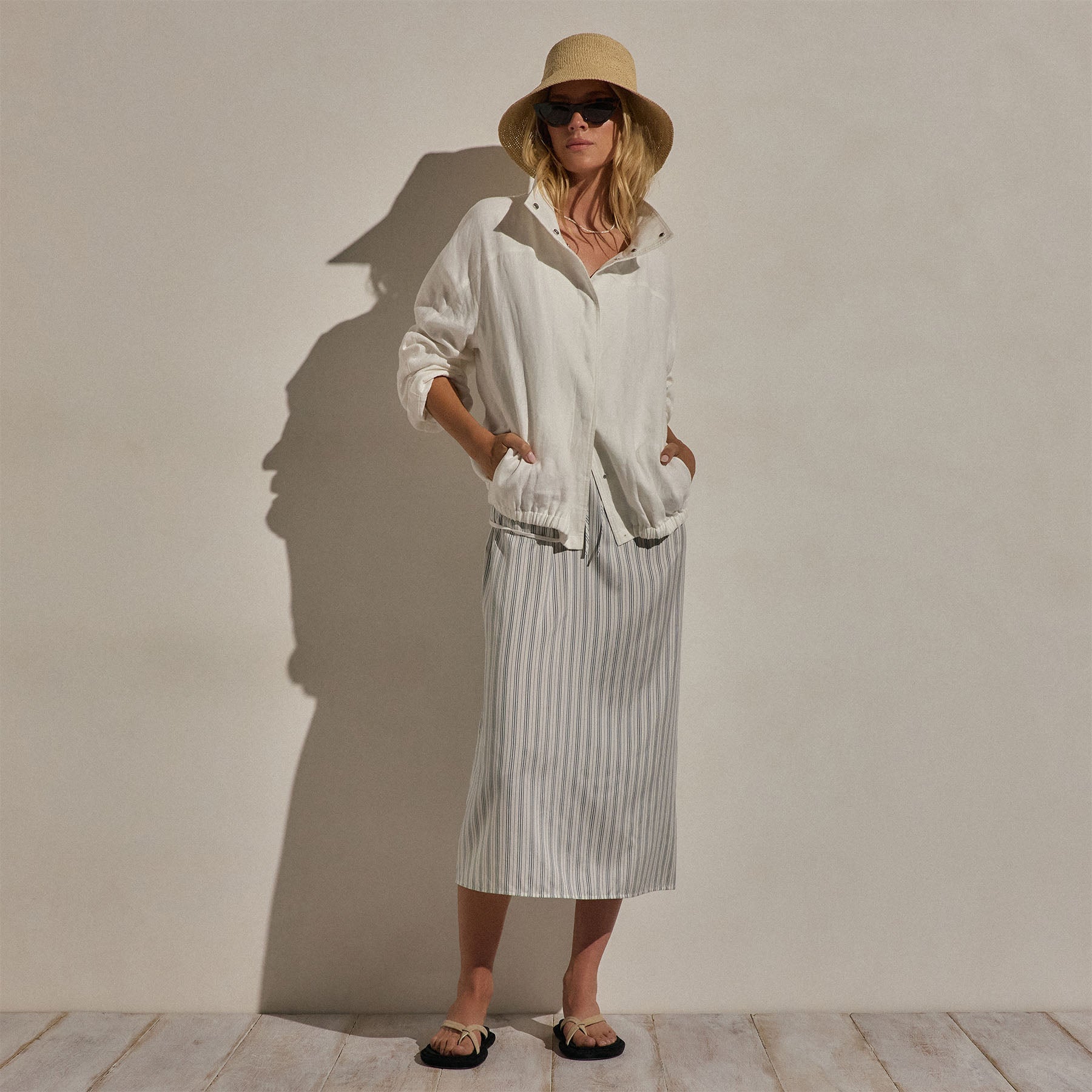 Linen Funnel Neck Jacket in White | James Perse Los Angeles