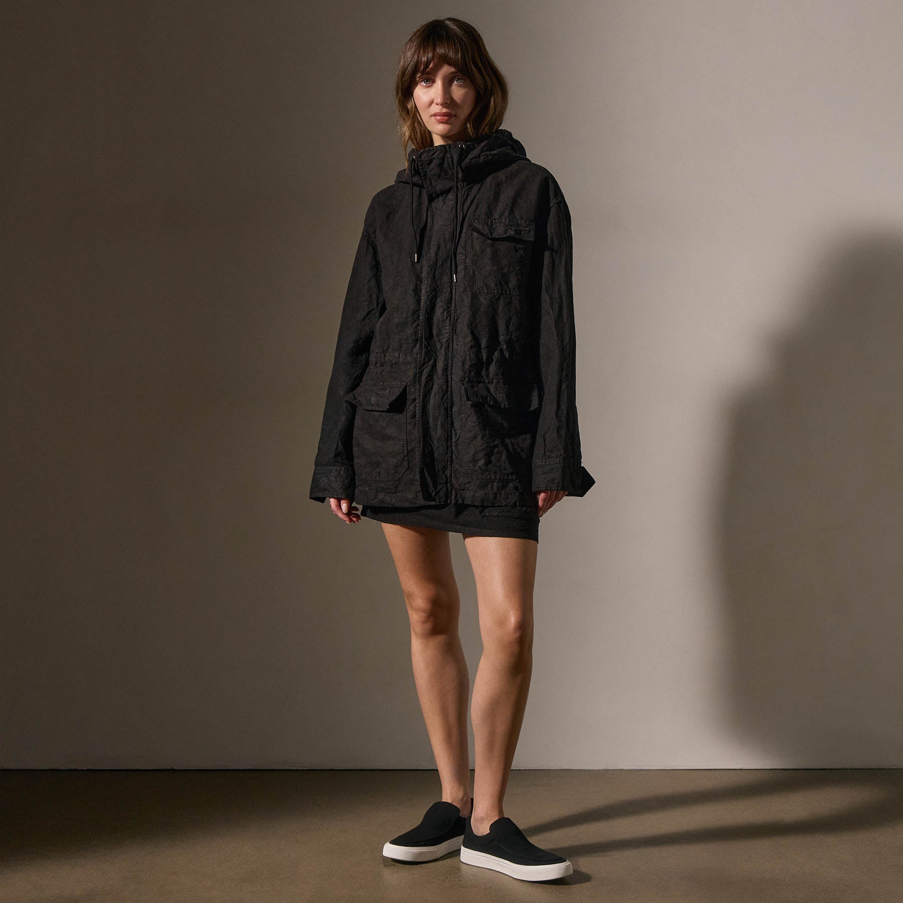 Linen Parka in Black | James Perse Los Angeles