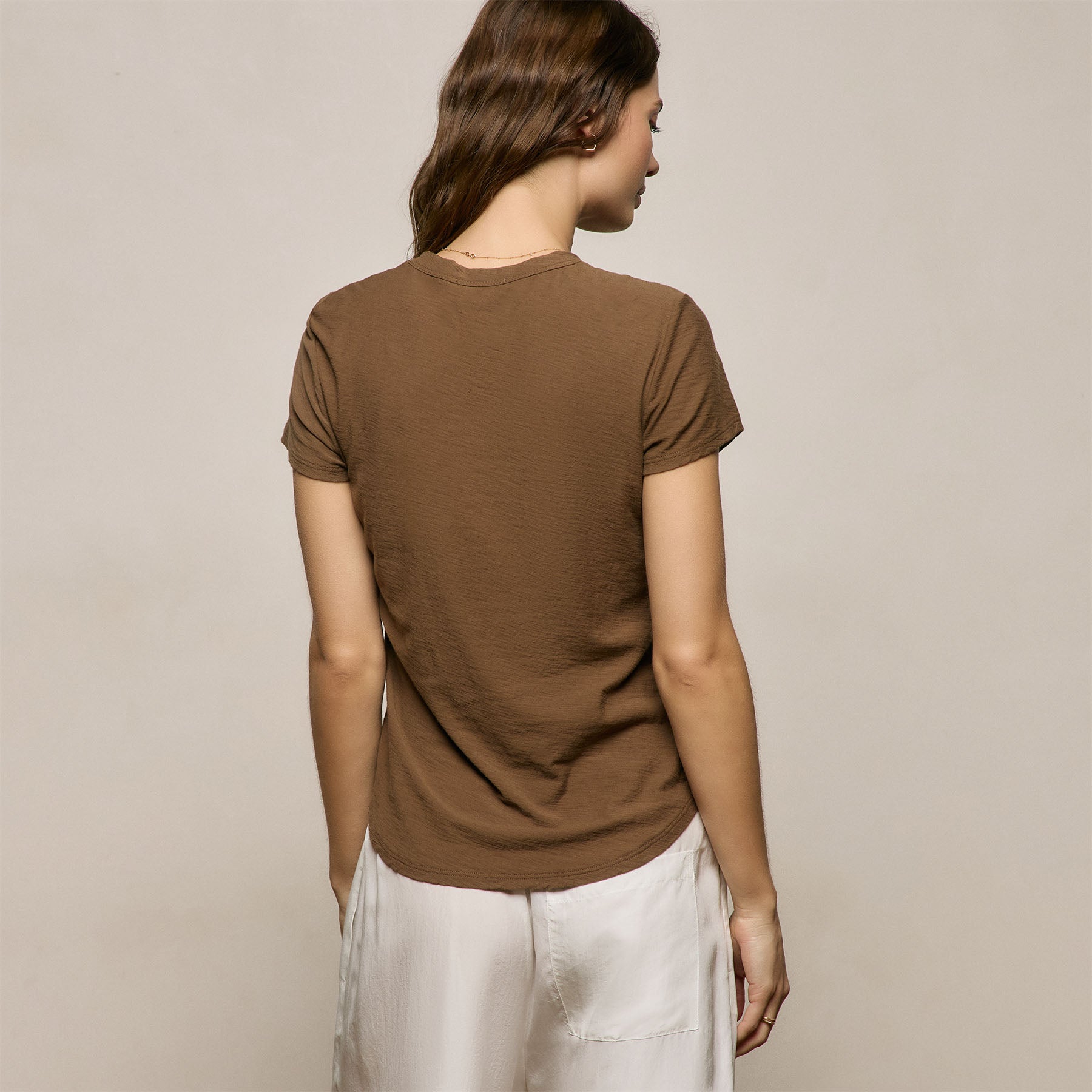 Sheer Slub Crew Neck Tee in Cocoa | James Perse Los Angeles