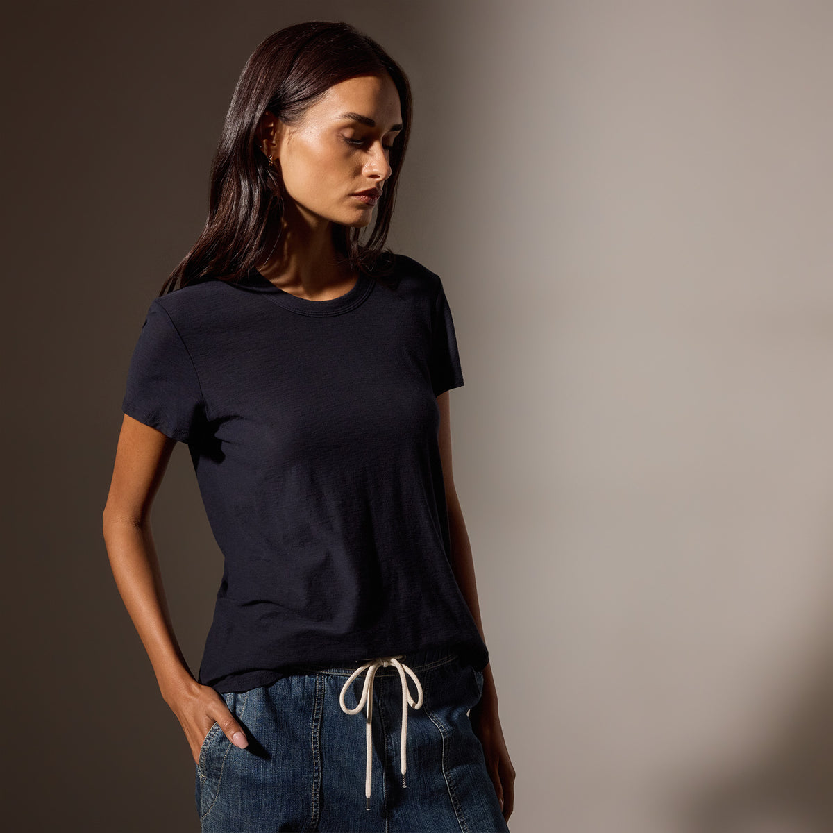 Sheer Slub Crew Neck Tee in Deep | James Perse Los Angeles