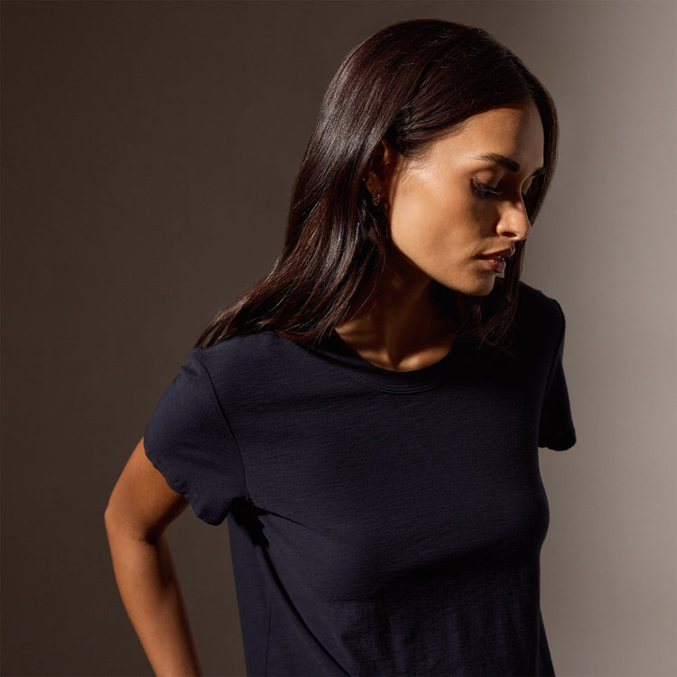 Sheer Slub Crew Neck Tee in Deep | James Perse Los Angeles