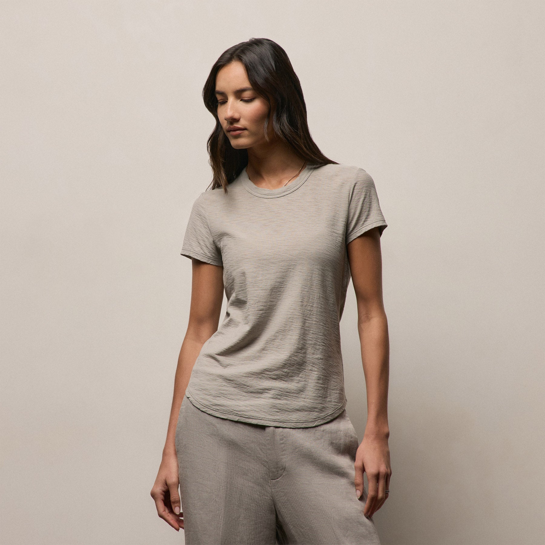 Sheer Slub Crew Neck Tee in Fog | James Perse Los Angeles