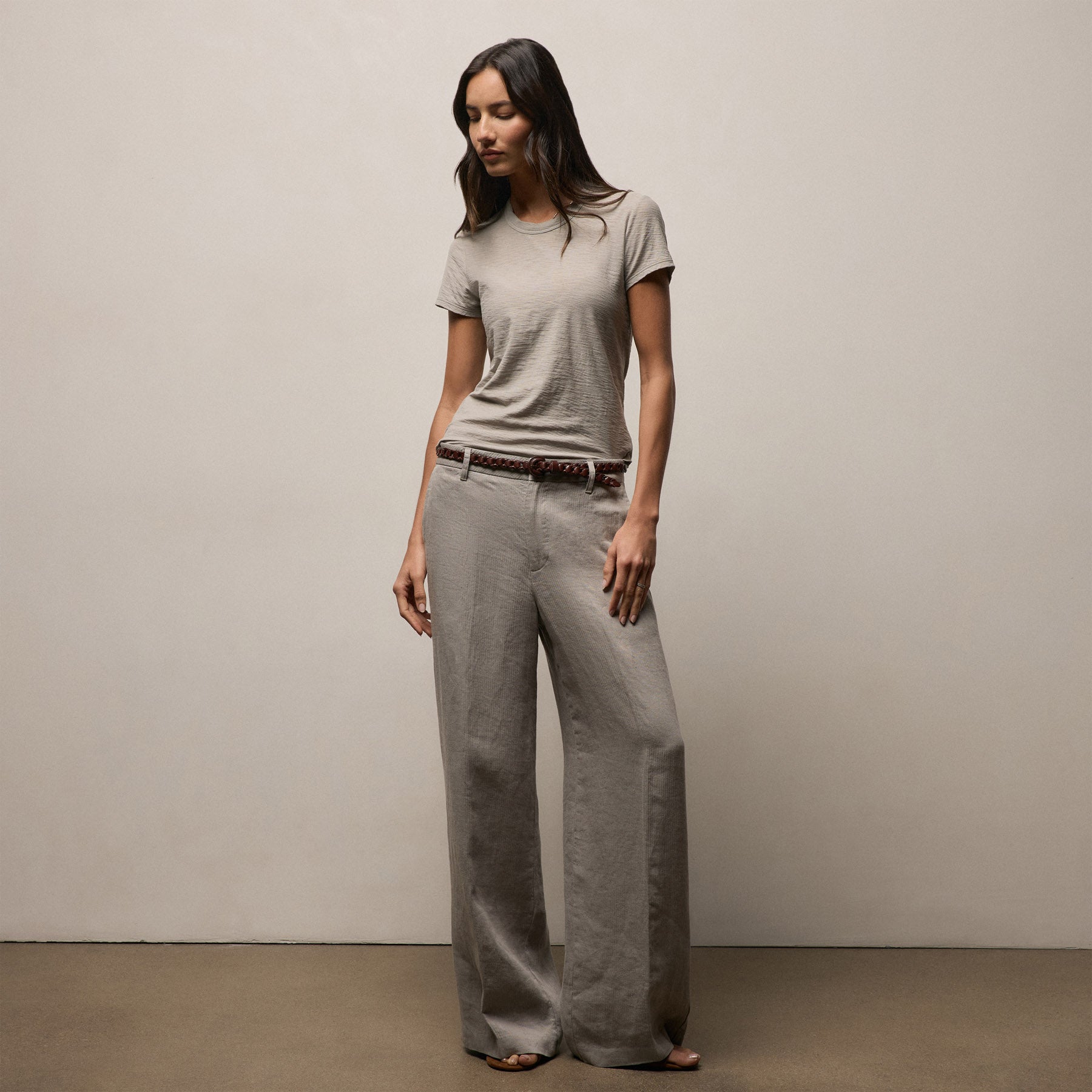 Sheer Slub Crew Neck Tee in Fog | James Perse Los Angeles