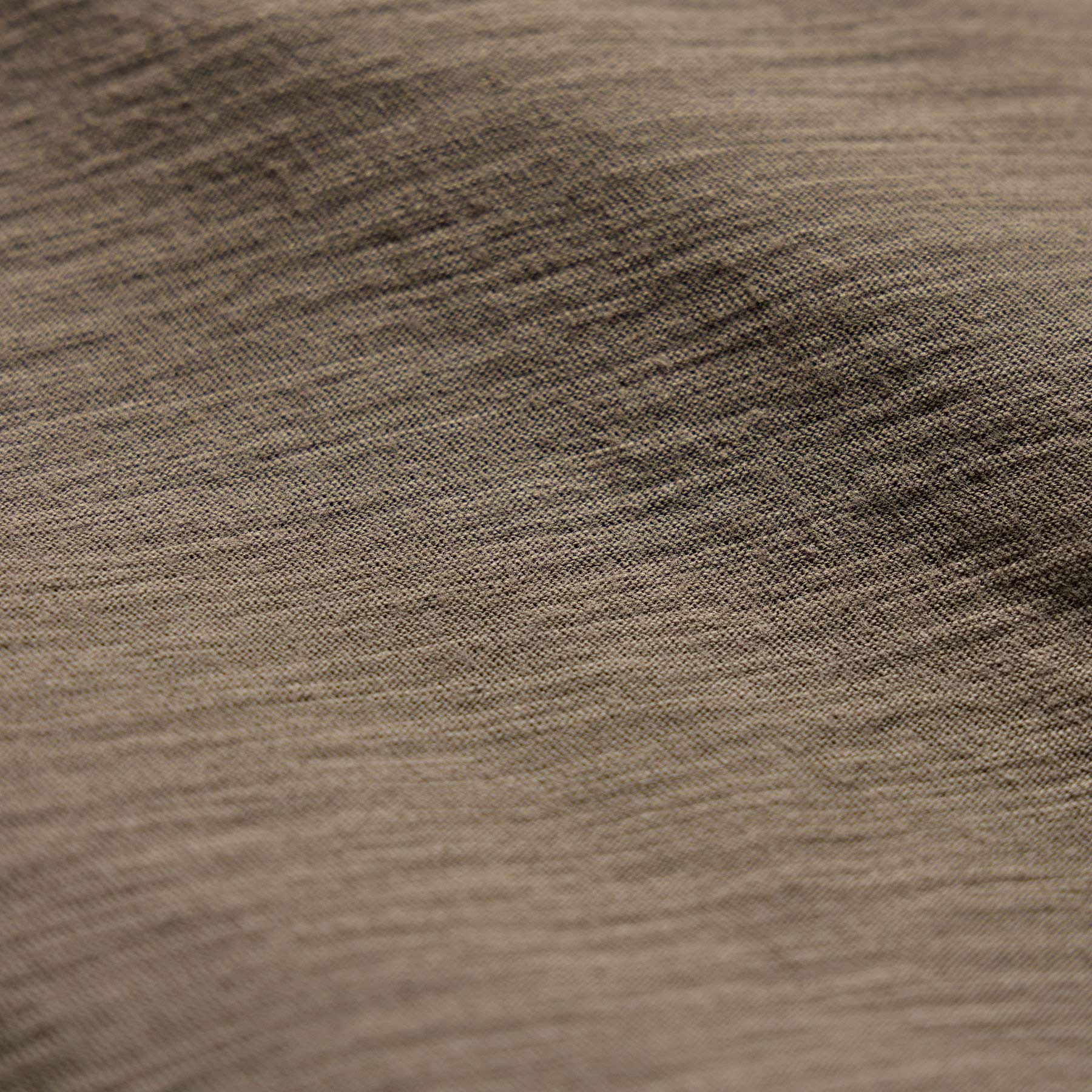 Sheer Slub Crew Neck Tee in Light Olive | James Perse Los Angeles