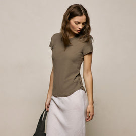 Sheer Slub Crew Neck Tee in Light Olive | James Perse Los Angeles