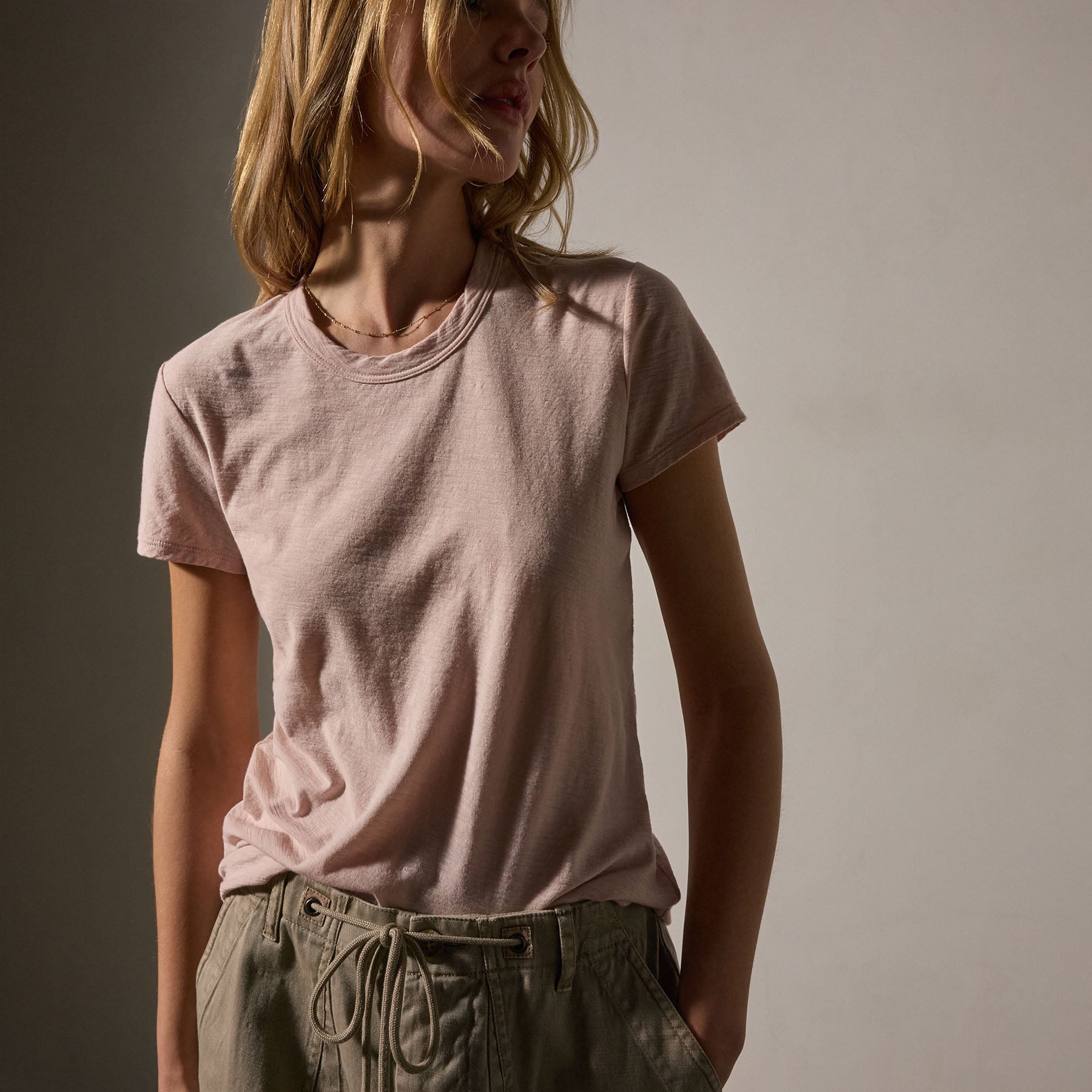 Sheer Slub Crew Neck Tee in Rosewater | James Perse Los Angeles