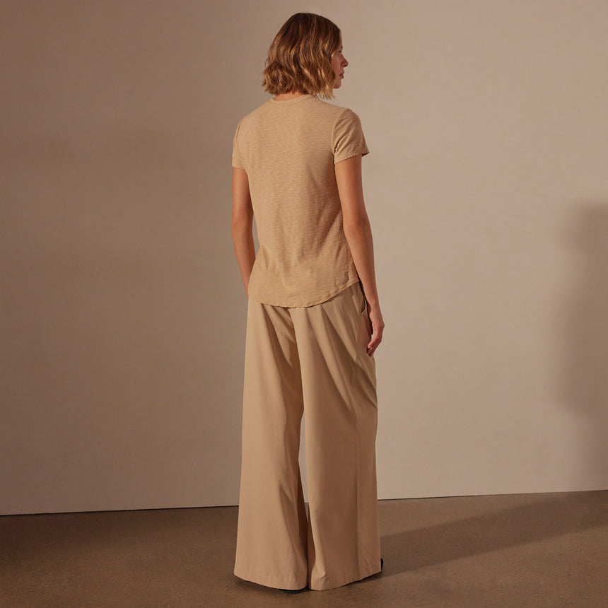Sheer Slub Crew Neck Tee in Sand Dune | James Perse Los Angeles