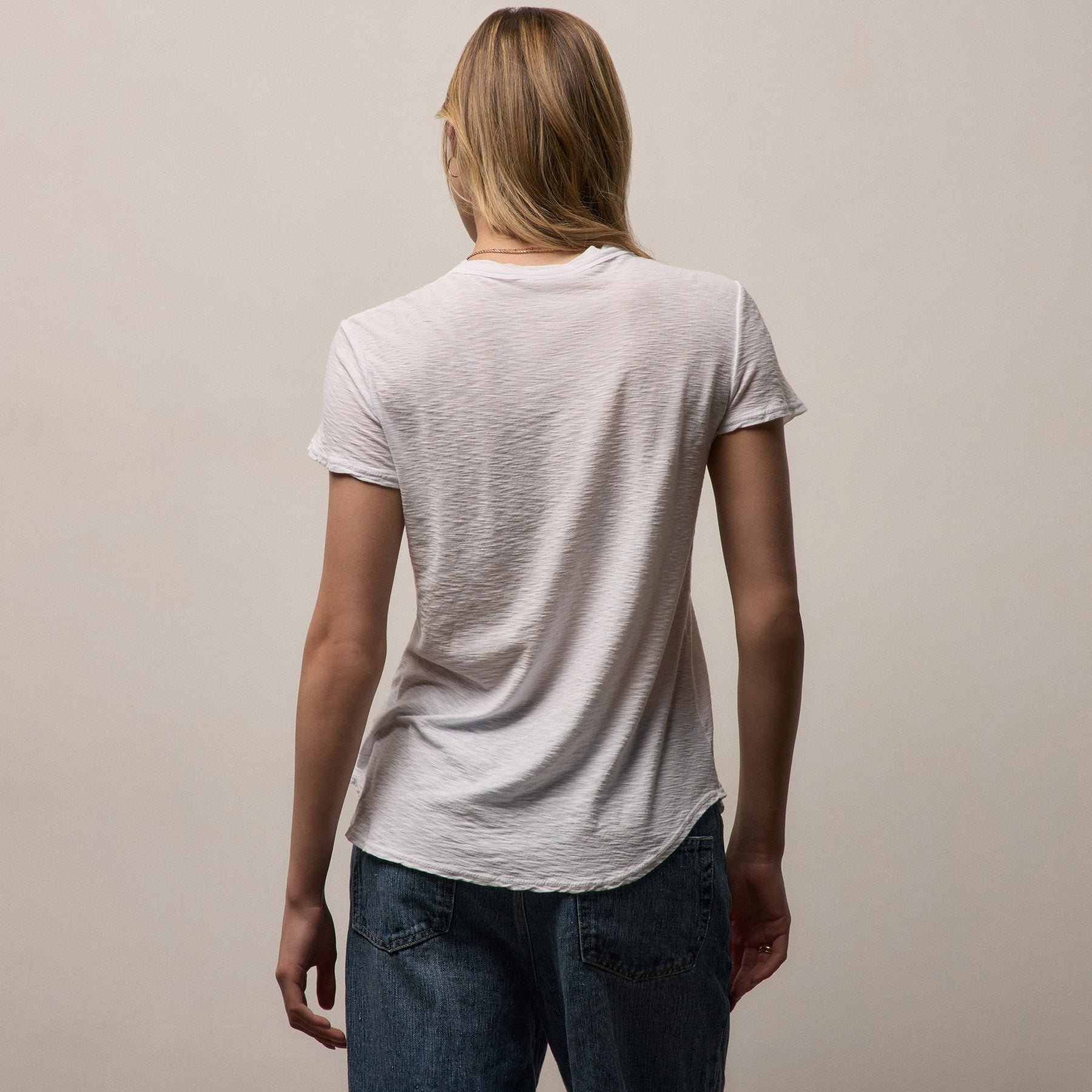 Sheer Slub Crew Neck Tee in White | James Perse Los Angeles