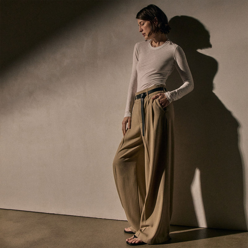 Sheer Slub Long Sleeve Crew - White | James Perse Los Angeles