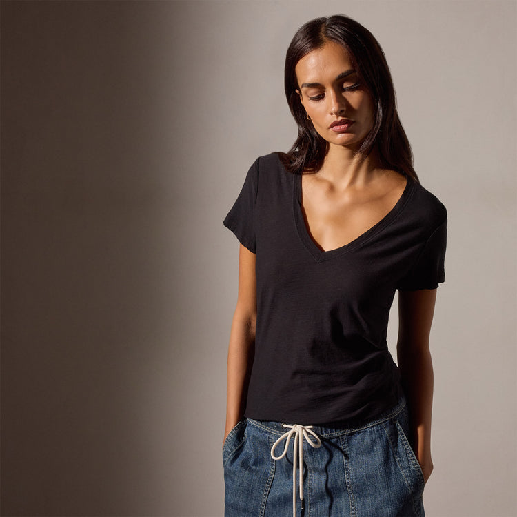 Sheer Slub Casual V Neck in Black | James Perse Los Angeles