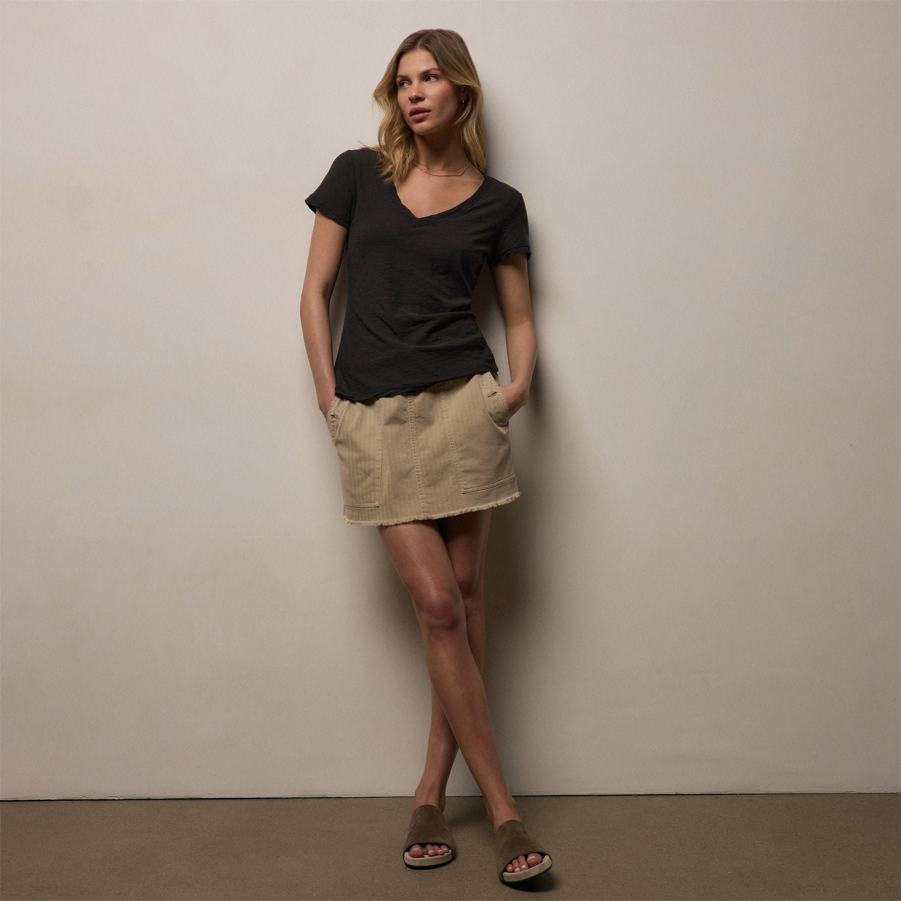 Sheer Slub V Neck - Carbon