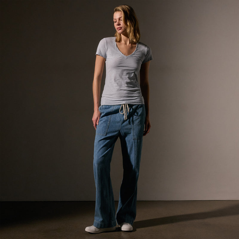 Sheer Slub Casual V Neck in Grey Glacier | James Perse Los Angeles